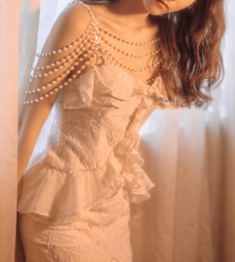 Aiertu  Baroque Pearl Royalcore Statement Dress Aiertu