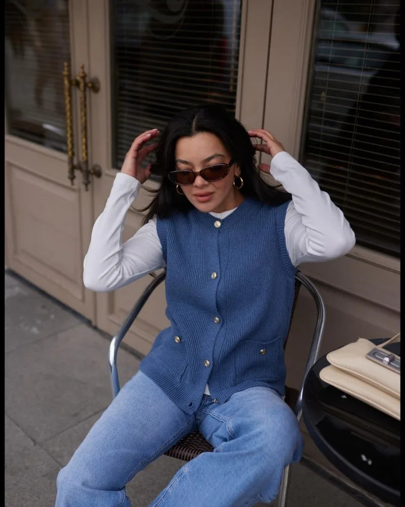 Aiertu  -  Trendix Vintage Knit Cardigan Vest Women Winter Fashion Sleeveless Button Pocket Tank Top Femme Solid Casual Knitwear Streetwear Aiertu