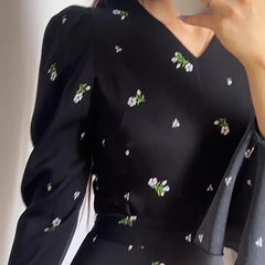 Aiertu  -   Literary Retro Style Women's Black Floral Dress V Neck Long Flare Sleeved High Waist Ruffles Casual Elegant Long Dress Aiertu
