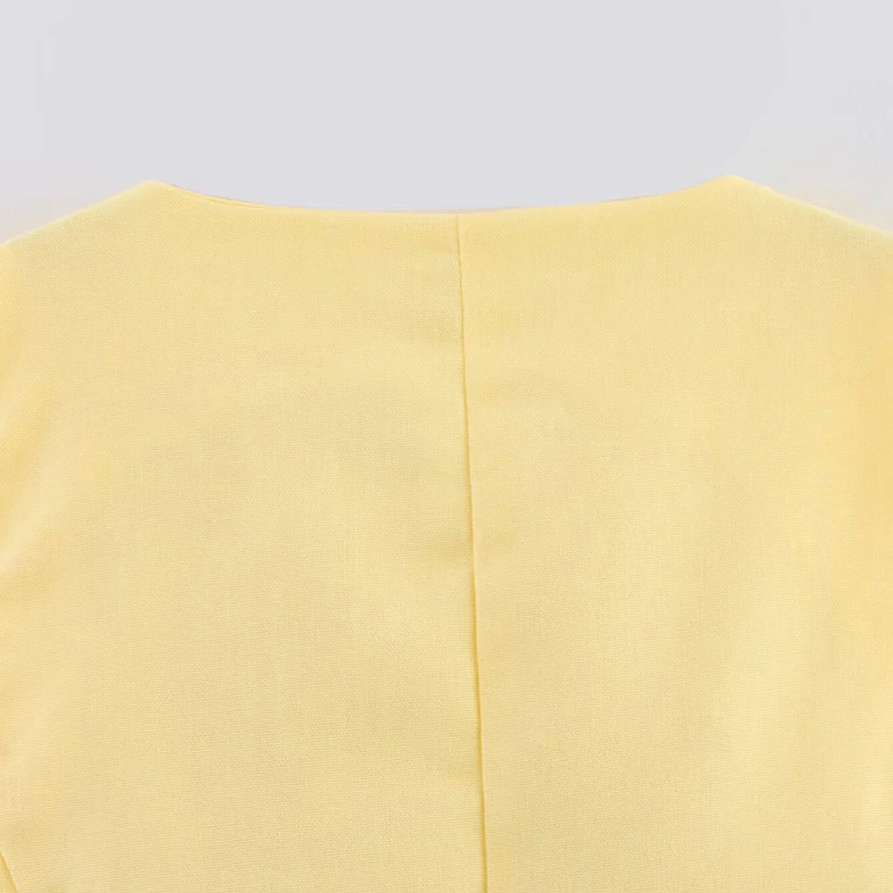 Aiertu  -  Age Reduction Light Yellow Round Neck Sleeveless Short Vest Pleated Design Short Pants Women Suit Set ZATT 2025 Summer New Aiertu