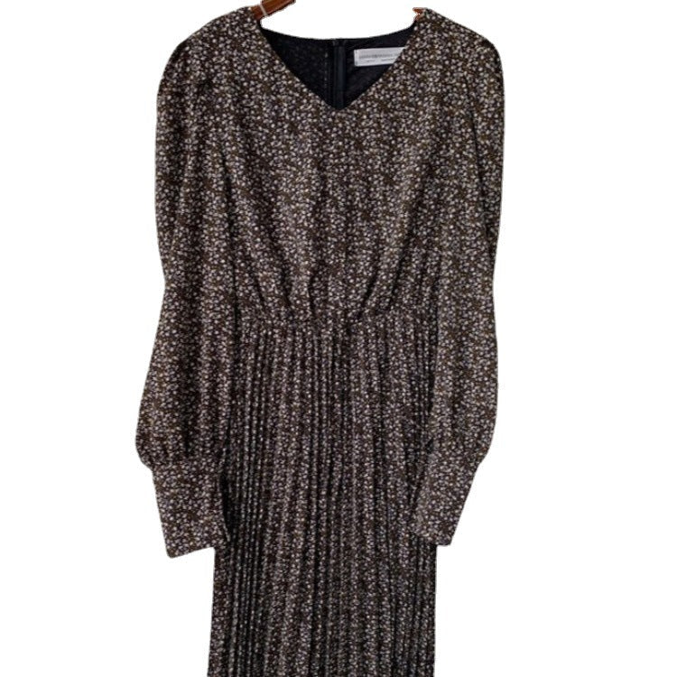 Aiertu - Pleated Dress With Padded Waist Aiertu