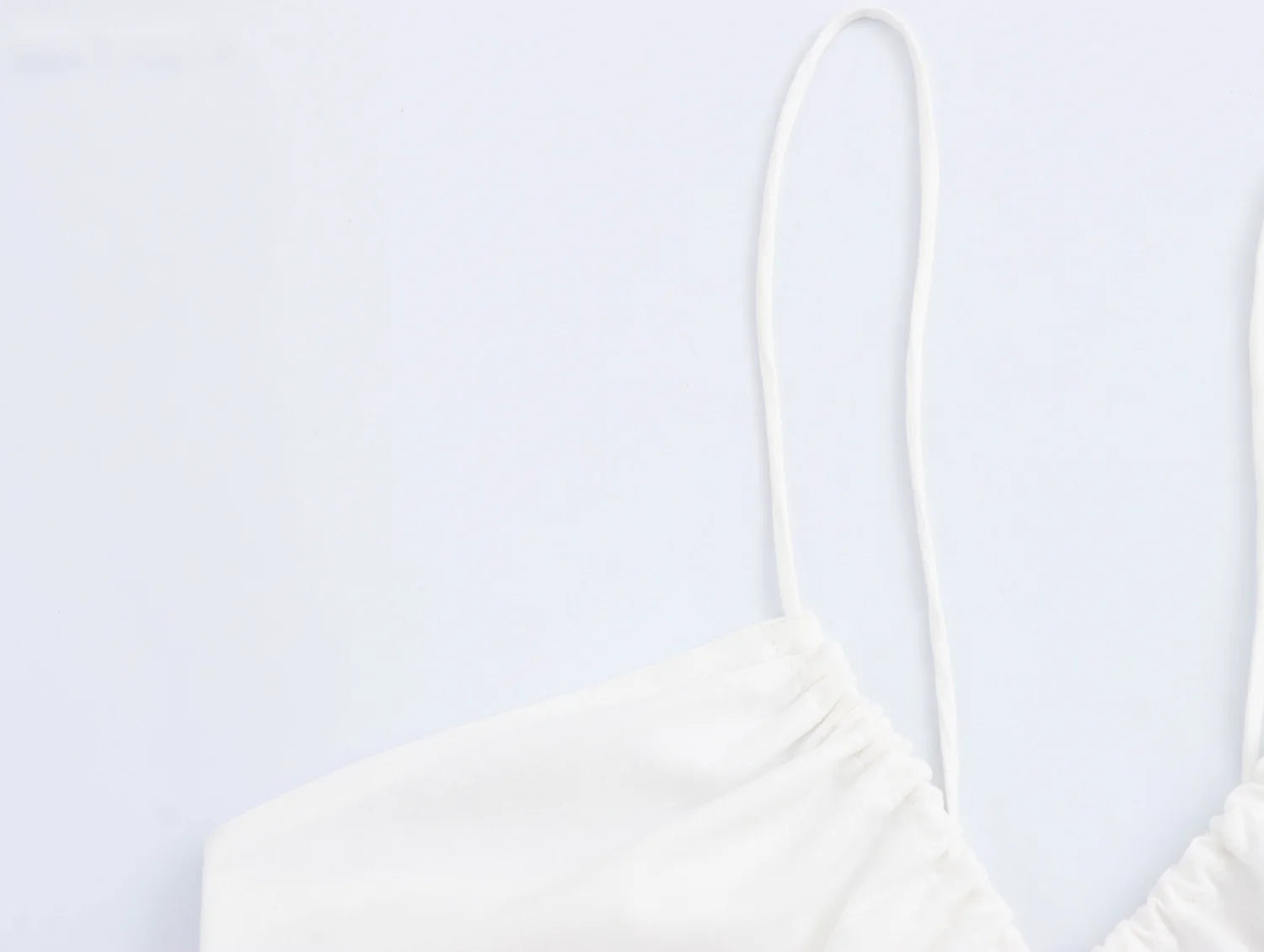 Aiertu  -  Autumn New Women's Clothing European And American Style Fashionable Simple Waist Cinching Flower Embroidery Suspender Dress Aiertu