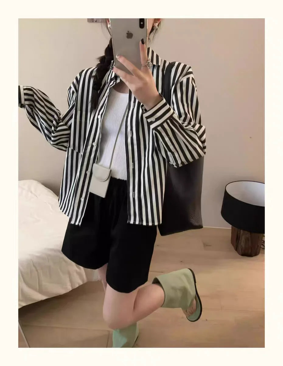 Aiertu  -  Women Cool Boots Sandals Flats Clip Toe Shoes Sexy Slippers 2026 Summer Designer Dress Open Toe Shoes Beach Flip Flops De Mujer Aiertu