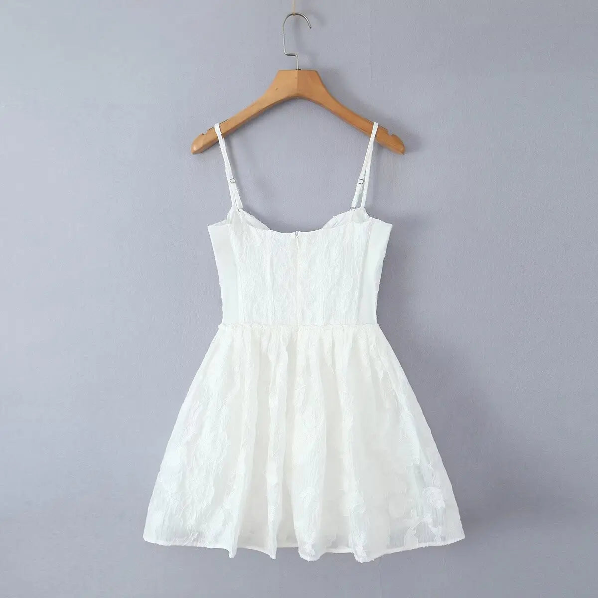 Aiertu  -  French sweet jacquard white suspender dress for women new style fishbone waist slimming A-line skirt Aiertu