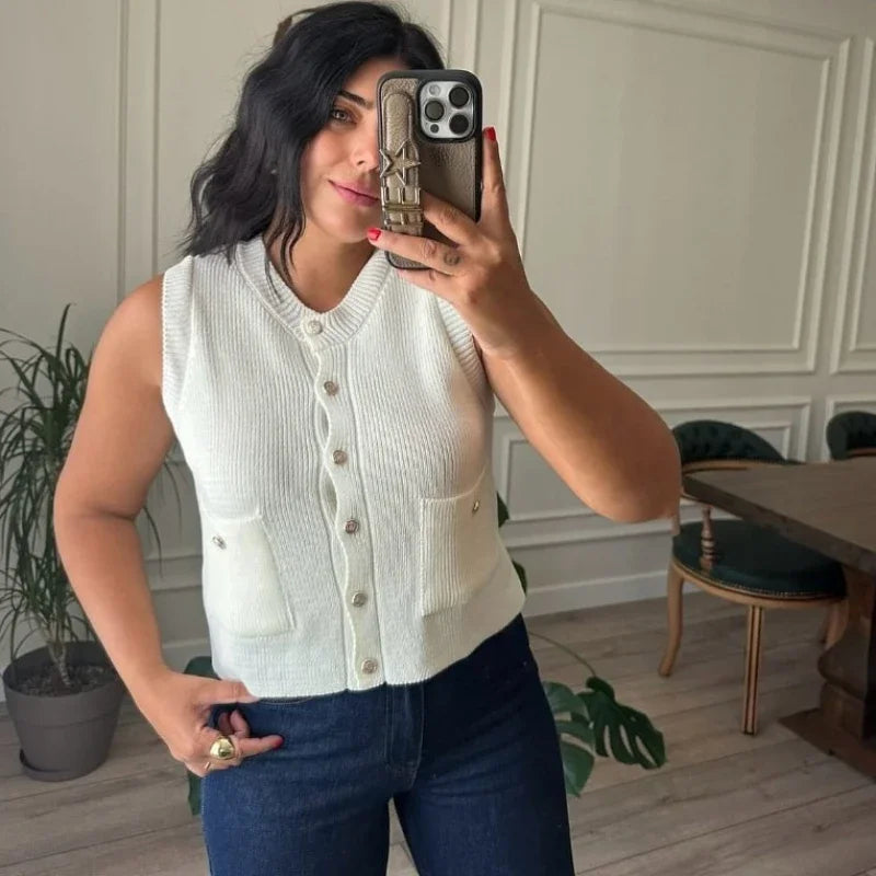 Aiertu  -  Trendix Vintage Knit Cardigan Vest Women Winter Fashion Sleeveless Button Pocket Tank Top Femme Solid Casual Knitwear Streetwear Aiertu