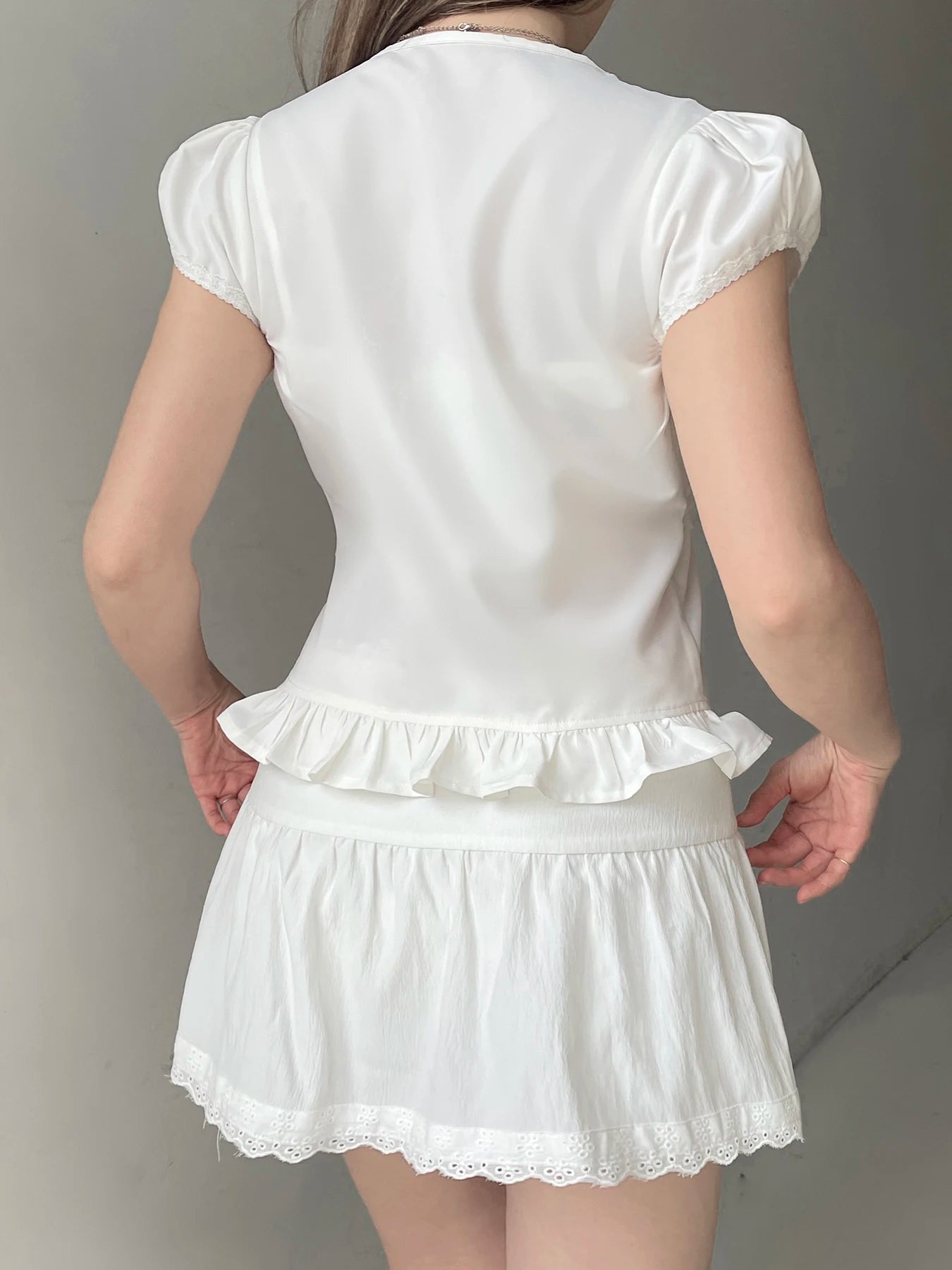 Aiertu  -  Holiday Solid Lace Trim Split T Shirt Casual Slim Bandage Deep V-Neck Short Puff Sleeve Tees Women Summer Streetwear Aiertu
