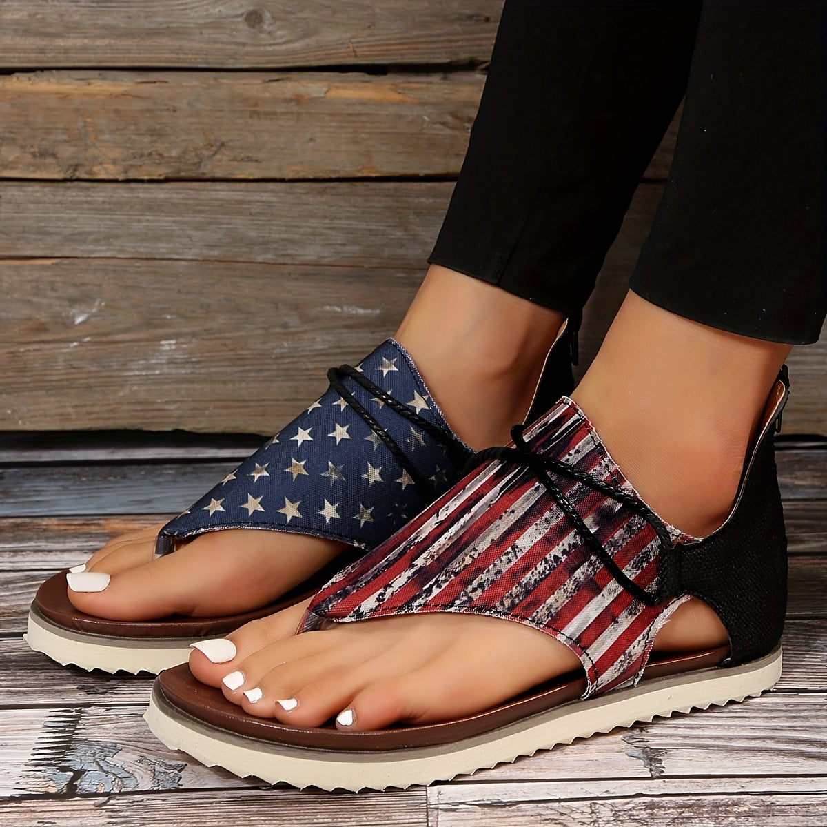 Aiertu [Vintage Gladiator Sandals] Vintage Style Gladiator Sandals - Striped Independence Day Flat Heel with Zip Closure, Split Toe Design, EVA Sole, Faux Cover Insole & Lining Aiertu