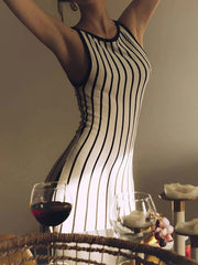 Aiertu  -  2026 New Black White Stripe Print Knit Dress Fashion Round Neck Sleeveless Slim Long Dresses Female High Street Casual Robes Aiertu