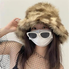Aiertu  -  Rainbow Spliced Fisherman Hat Multi color Fashion Autumn and Winter ins Fur Fisherman Hat Warm Pot Hat Show Small Face Aiertu
