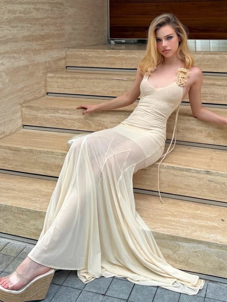 Aiertu  -  Elegant 3d Flower Maxi Dress Women Patchwork Low-Neck Halter Bandage Backless Sleeveless Vacation Summer Trend Vestidos Aiertu