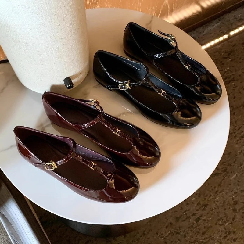 Aiertu  -   T-strap Mary Janes Shoes Women Patent Leather Elegant Black Ballet Flats Shoes Female Shiny Glossy Buckle Strap Pumps Loafers Aiertu