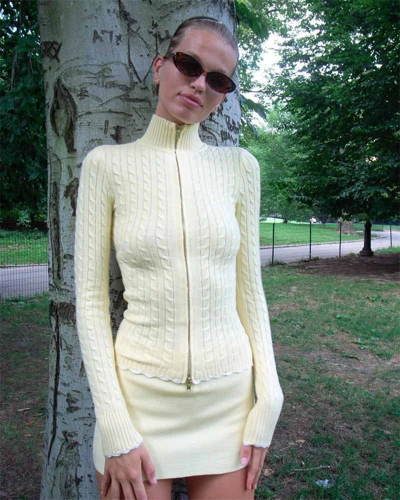 Aiertu       -  Retro Zipper Knitted Cardigan Jacket Women's 2026 Autumn New Twist Slim Sweater Female Fashion Short Solid Color Outwear Aiertu