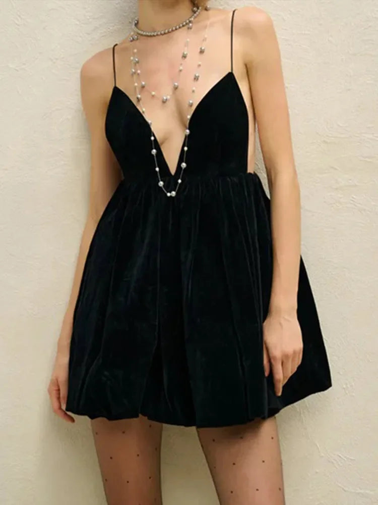 Aiertu  -  Elegant Velvet Backless Women Dresses Pleated Solid Sling Female Dress 2024 Winter Christmas Sleeveless A-line Evening Lady Robe Aiertu