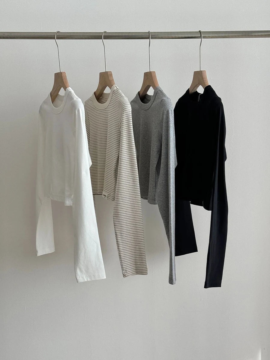 Aiertu  -  New Striped Cropped T-shirts For Women 2025 Spring Round Neck Slim Long Sleeve Tees Korean Fashion Casual Cotton Tops Tee Shirts Aiertu