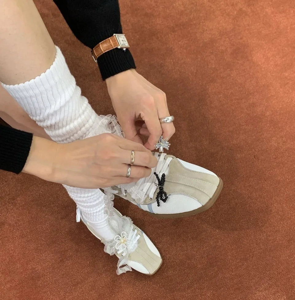 Aiertu  -  Fahion 2 cm Width Satin Silk Ribbon Shoelaces White Black Sneaker Sport Casual Leather Shoes High Low Top Canvas Shoes Laces Aiertu