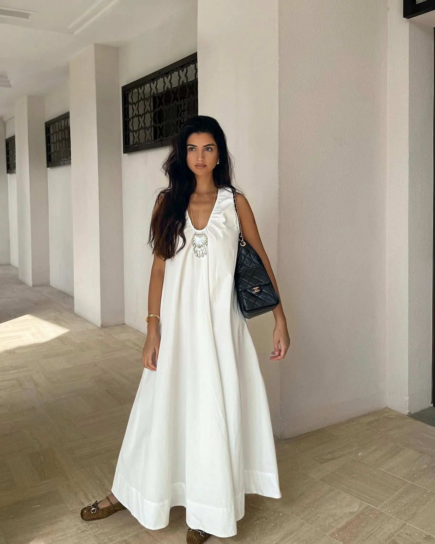 Aiertu  -  Sleeveless Summer Cotton Lined Long Dress Women Elegant V-neck Pleated Solid Loose Dresses Holiday Casual Evening Lady Vestidos Aiertu