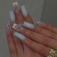 Aiertu  -  24PCS French Square False Nail with Glue 3D Flower Stripes Fashionable Nail Art Acrylic Detachable Fake Nail Tips for Spice Girl Aiertu