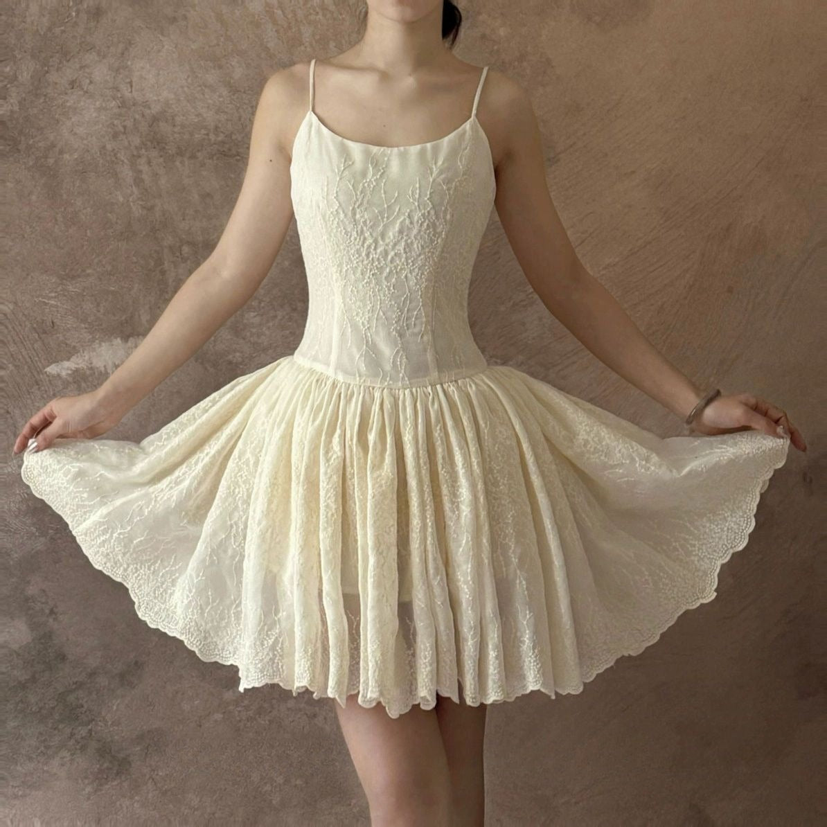 Aiertu  New Lace Flower Embroidery Vintage Dresses Women Summer Temperament Robe Femme 2025 Vestidos De Mujer Tunic A-line Pleated Dress Aiertu