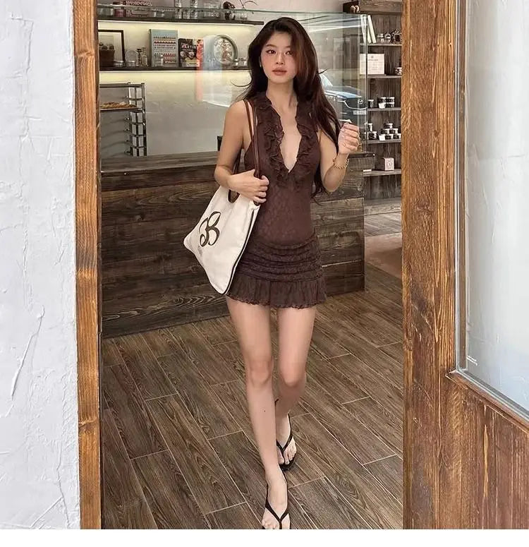 Aiertu  -  Sexy retro vacation ruffle edge deep V halter neck dress female slim slim slim skirt Aiertu