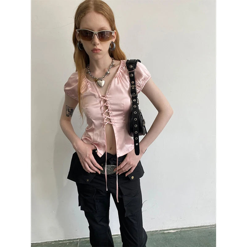Aiertu Y2K Cropped Pink Shirts Women Sexy Hollow Out Bandage Blouses Summer Korean Aesthetic Fashion Short Sleeve Slim Tops New Aiertu