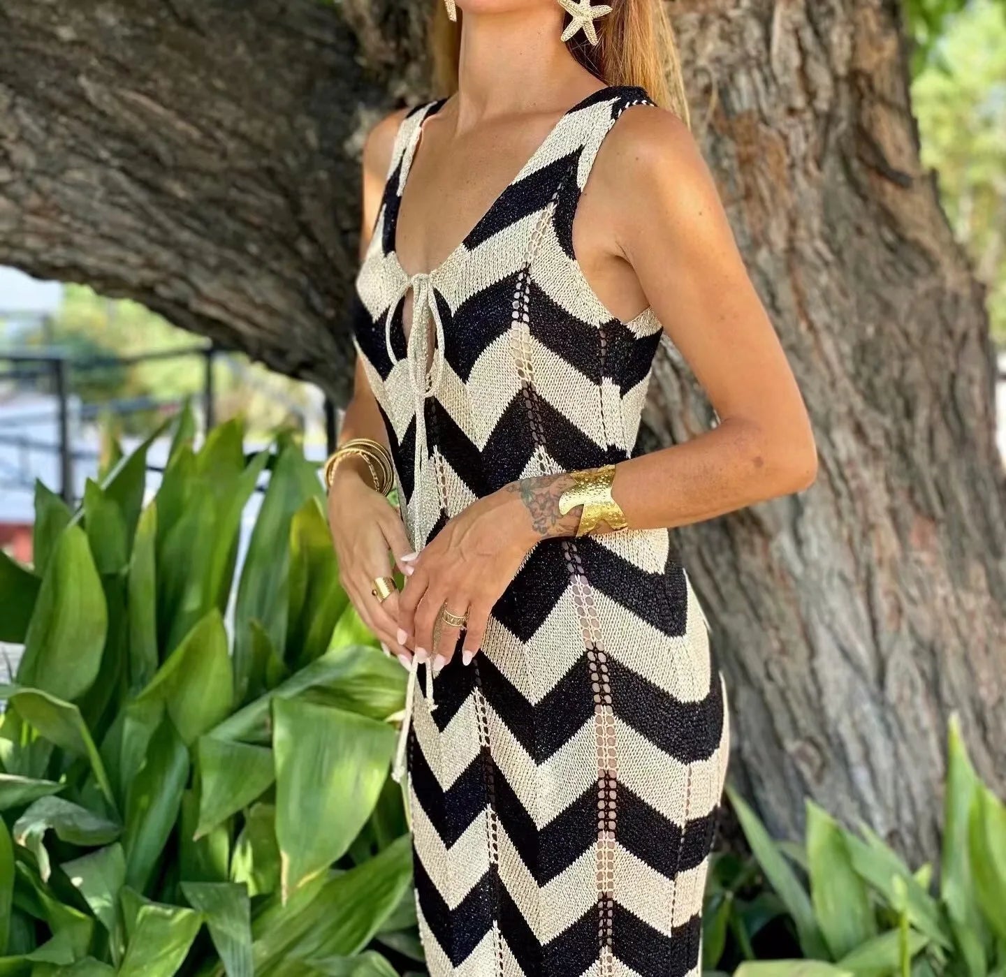 Aiertu  Autumn New Women Clothes European and American Street Style Fashion Slim Casual Wave Knitted Sleeveless Jumpsuit Long Dress Aiertu