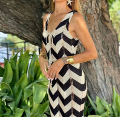 Aiertu  Autumn New Women Clothes European and American Street Style Fashion Slim Casual Wave Knitted Sleeveless Jumpsuit Long Dress Aiertu