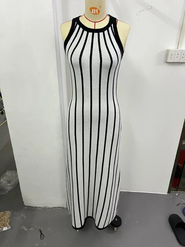 Aiertu  -  Vertical Stripes Round Neck Bodycorn Knit Dress Women Fashion Sleeveless Slim Long Dresses Elegant Female Commute Street Robes Aiertu