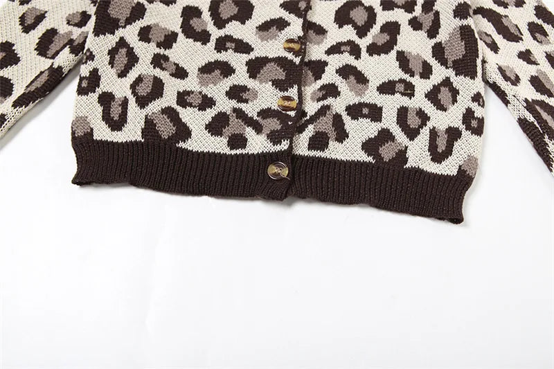 Aiertu  -  Fashion Leopard Printed Sweater Cardigan Autumn Long Sleeve O Neck Single-breasted Knit Tops Vintage Y2K Outerwears 가디건 Aiertu