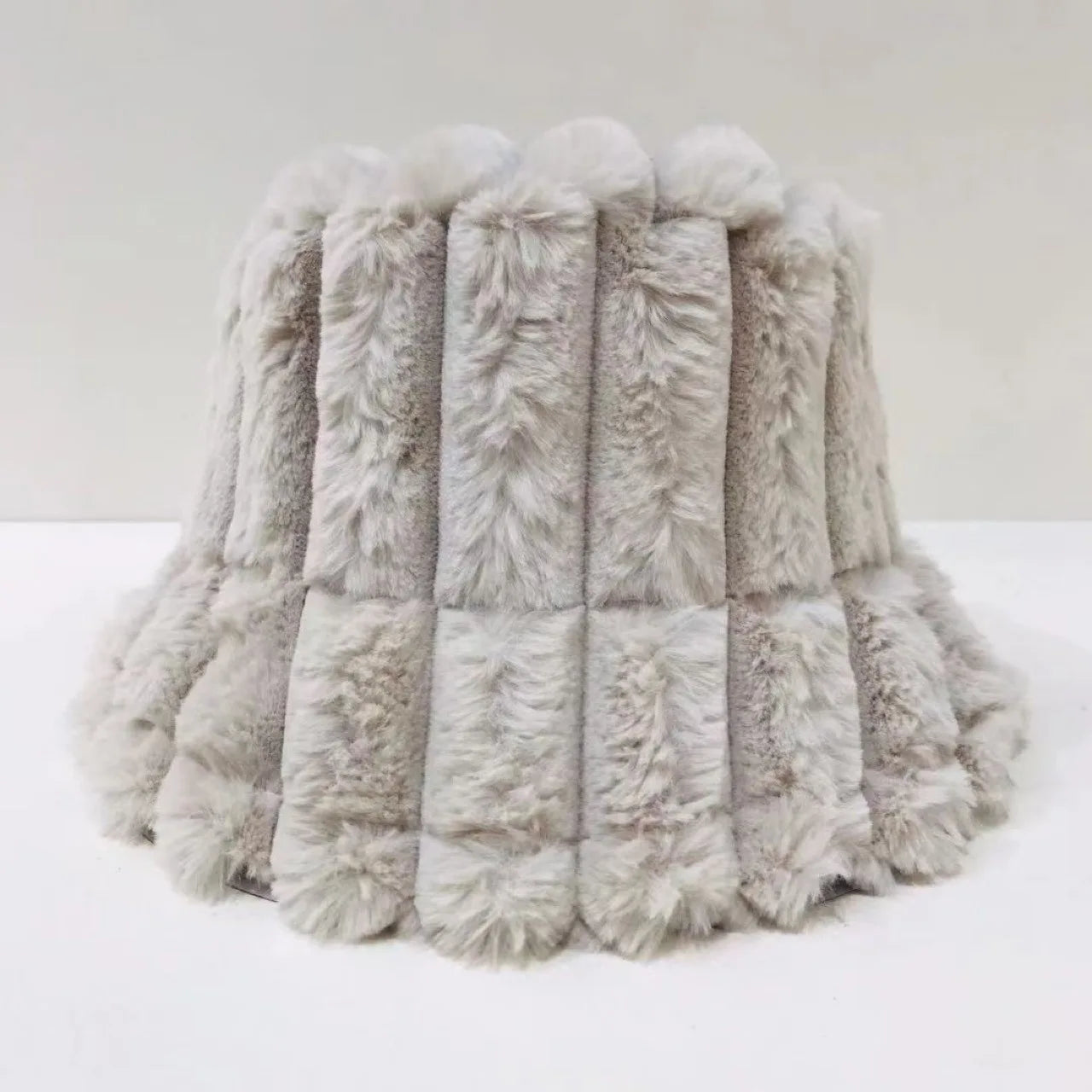 Aiertu  -  Autumn/Winter New Mixed Color Plush Lampholder Fisherman Hat Women's Korean Designer Wide Plush Bucket Hat Aiertu
