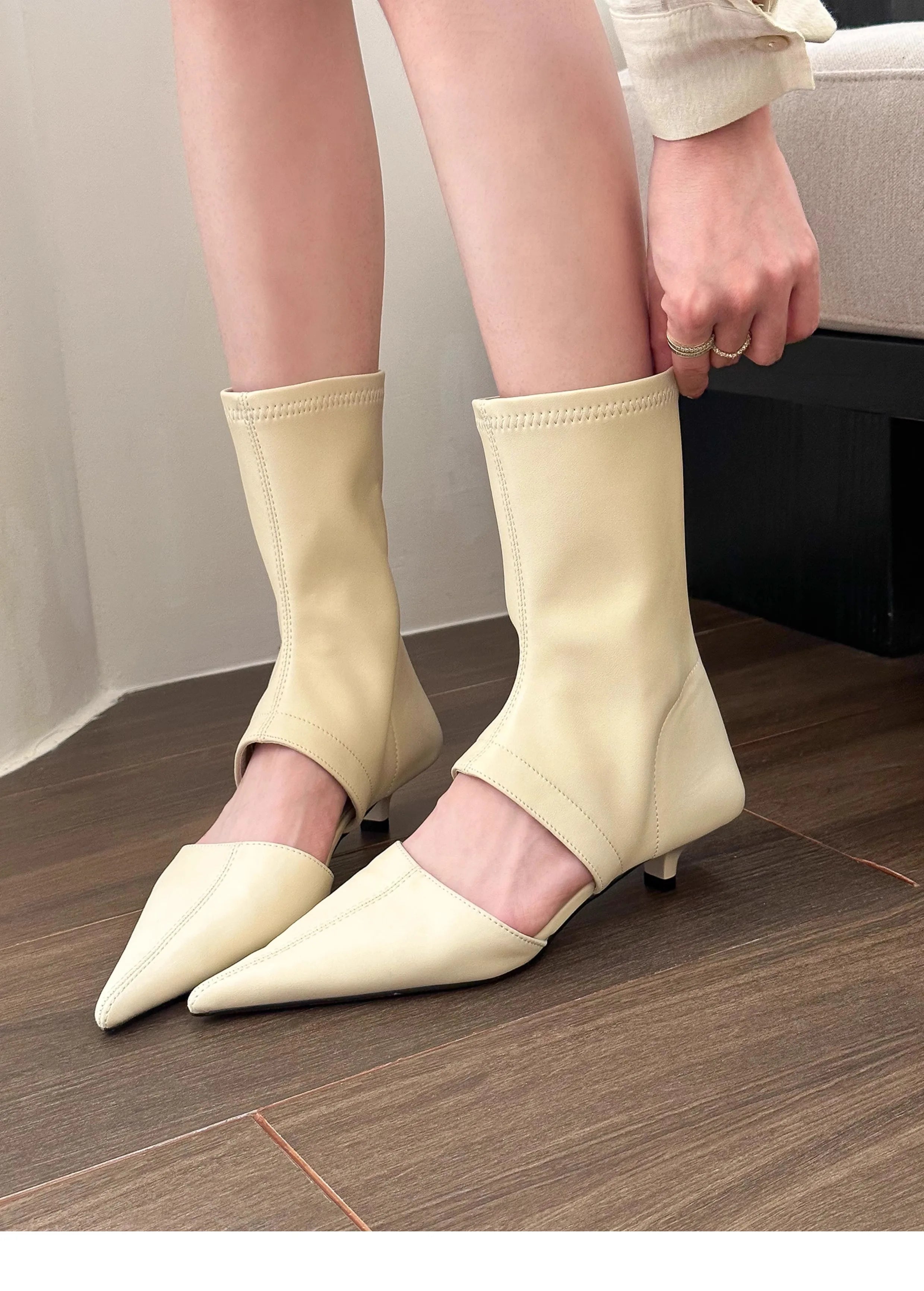 Aiertu  -  Autumn Fashion New Sexy Banquet Wear Comfortable All-inclusive Solid Color Pointed Sandals Low Heels Zapatos Mujer Aiertu