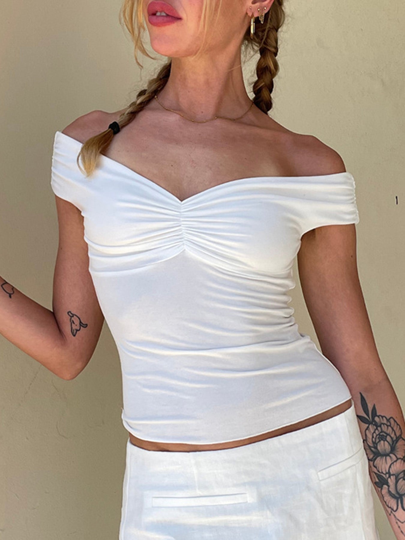 Aiertu - summer inspo Off Shoulder Solid Ruched V Neck Slim Basic Cropped Tee Shirt Women Aiertu
