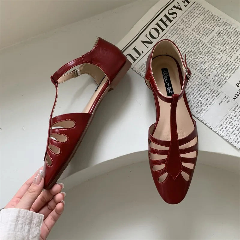 Aiertu  -   T-strap Rome Flat Sandals Women Hollow Out Vintage Summer Mary Janes Shoes Ladies Pu Leather Holiday Elegant Gladiator Sandals Aiertu
