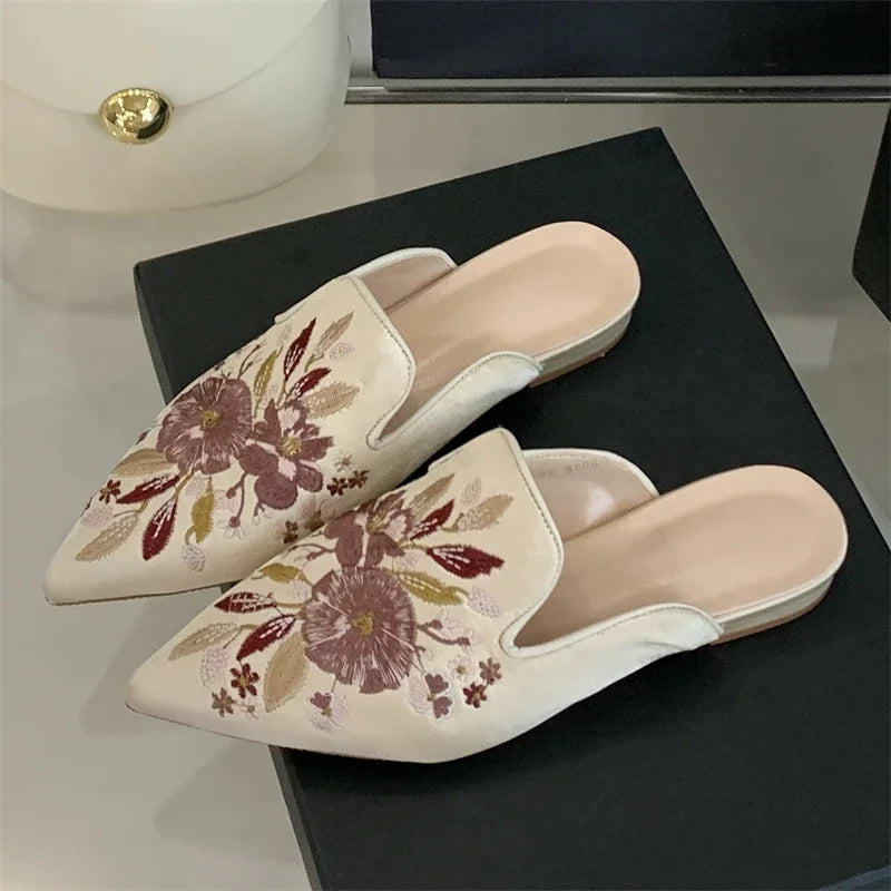 Aiertu  -   Summer Pointed Toe Women Slippers Fashion Vintage Embroidery Square Low Heels Party Dress Mules Shoes Aiertu