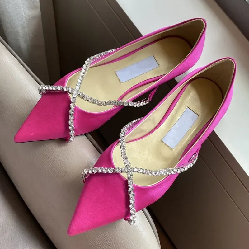 Aiertu    -  Women's single shoes,Europeanand American spring and autumn newfashionable pointeddiamond chainflat bottomed shallow mouth shoes Aiertu