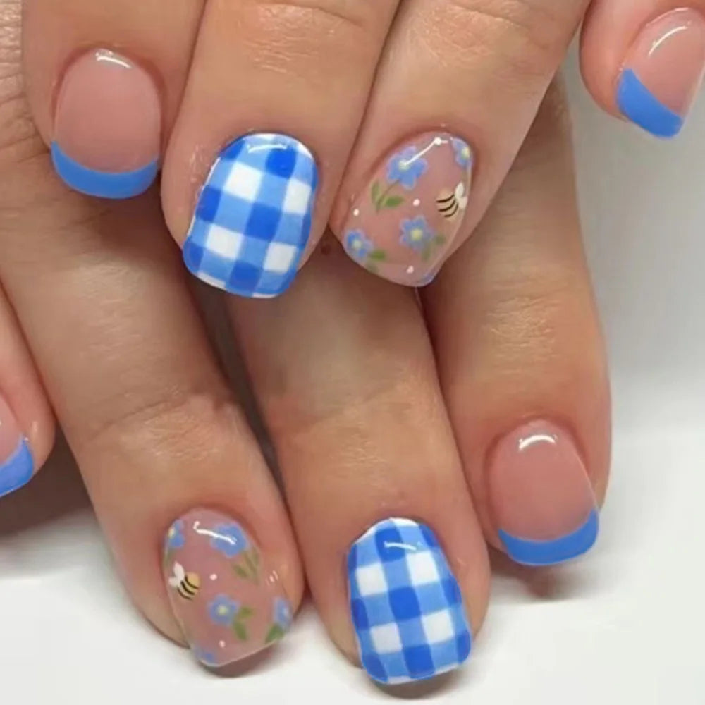 Aiertu  -  24pcs Blue Flower Design False Nails Art Nude Short Square Fake Nail Sets Simple Ins French Ballet Press on Nails Tips Artifical Aiertu