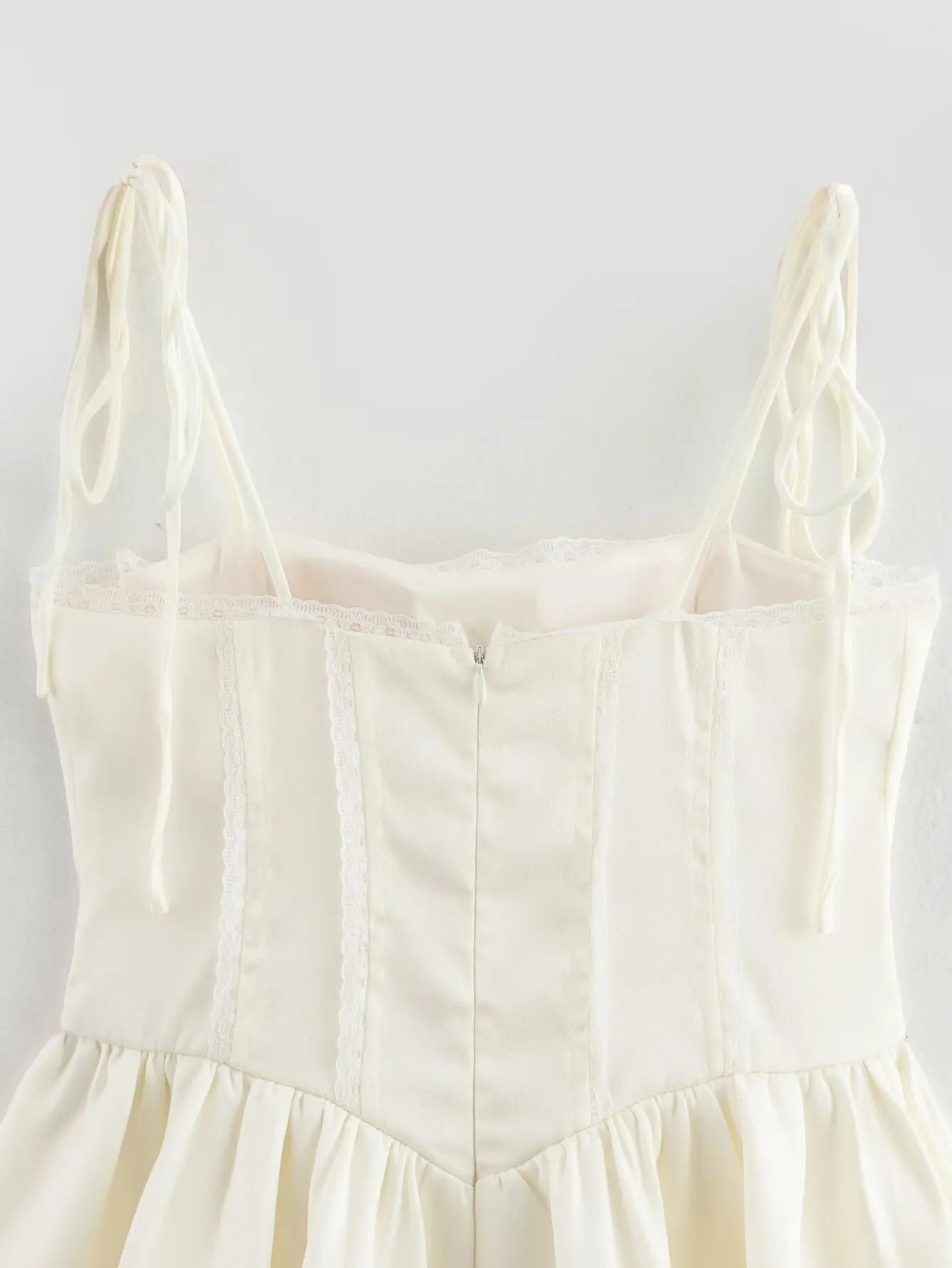 Aiertu  -  European and American style pure sexy slim-fitting strappy suspender dress niche design short skirt Aiertu