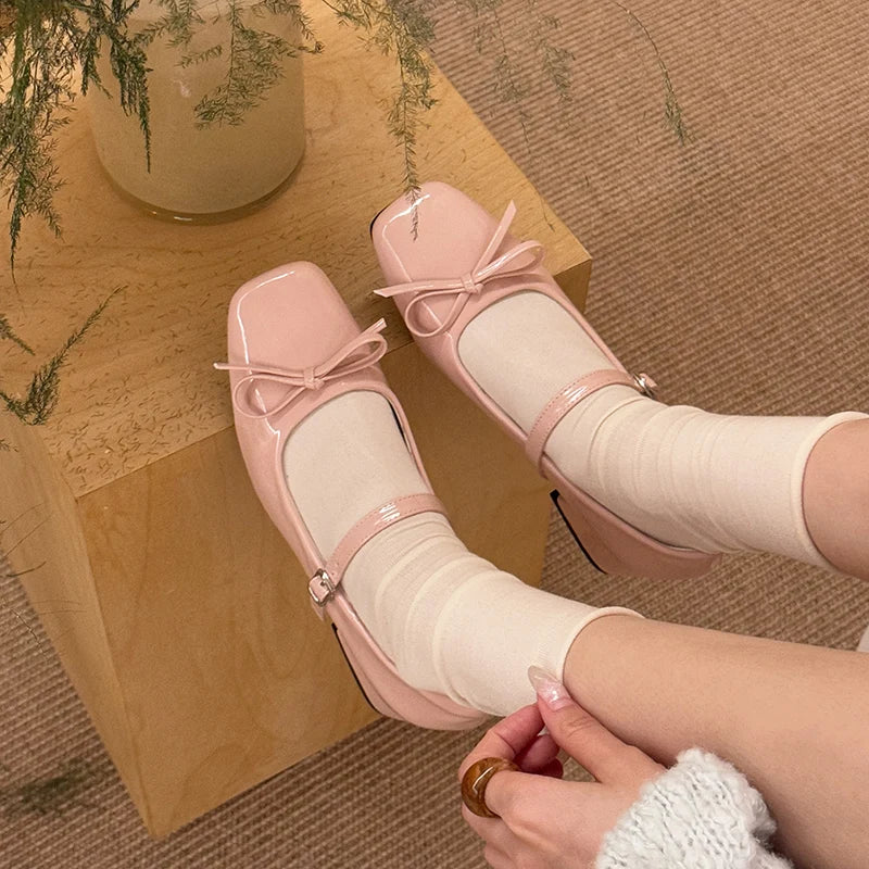 Aiertu  -  Patent Leather Women Mary Jane Shoes Fashion Shallow Butterfly-knot Shoes Spring Autumn Wedding Party Shoes Aiertu