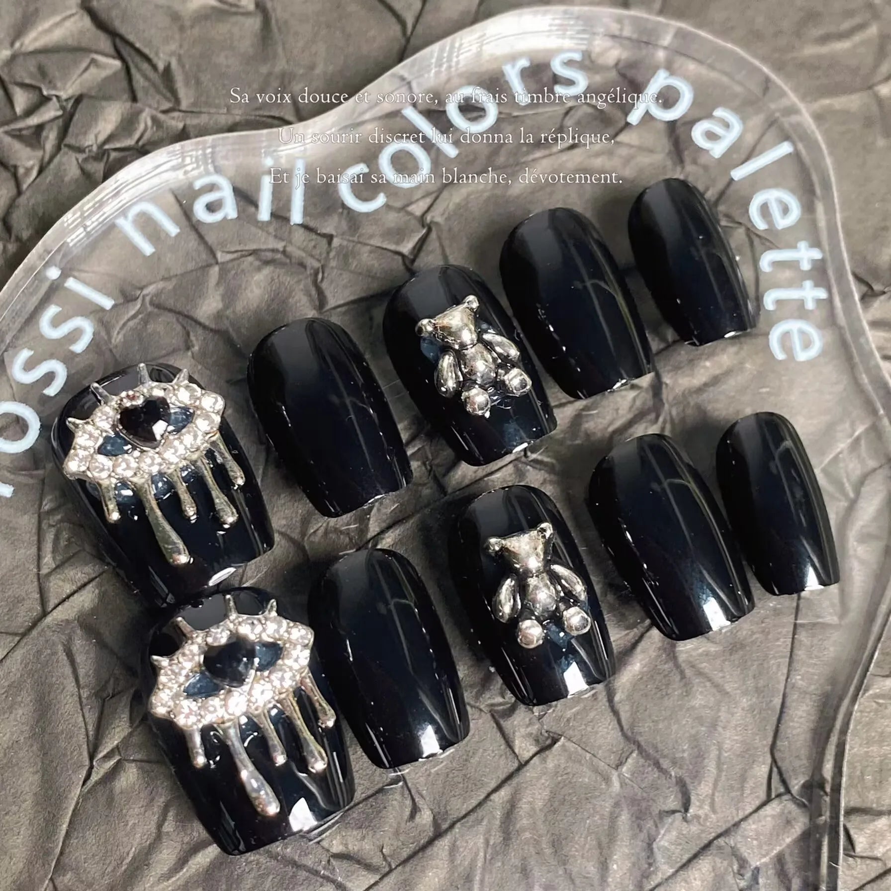 Aiertu  -  24PCS Y2k Short Coffin Press on False Nail with Glue Butterfly Metallic Silver Blush Fake Nail for Spice Girls Wearable Ins Nail Aiertu