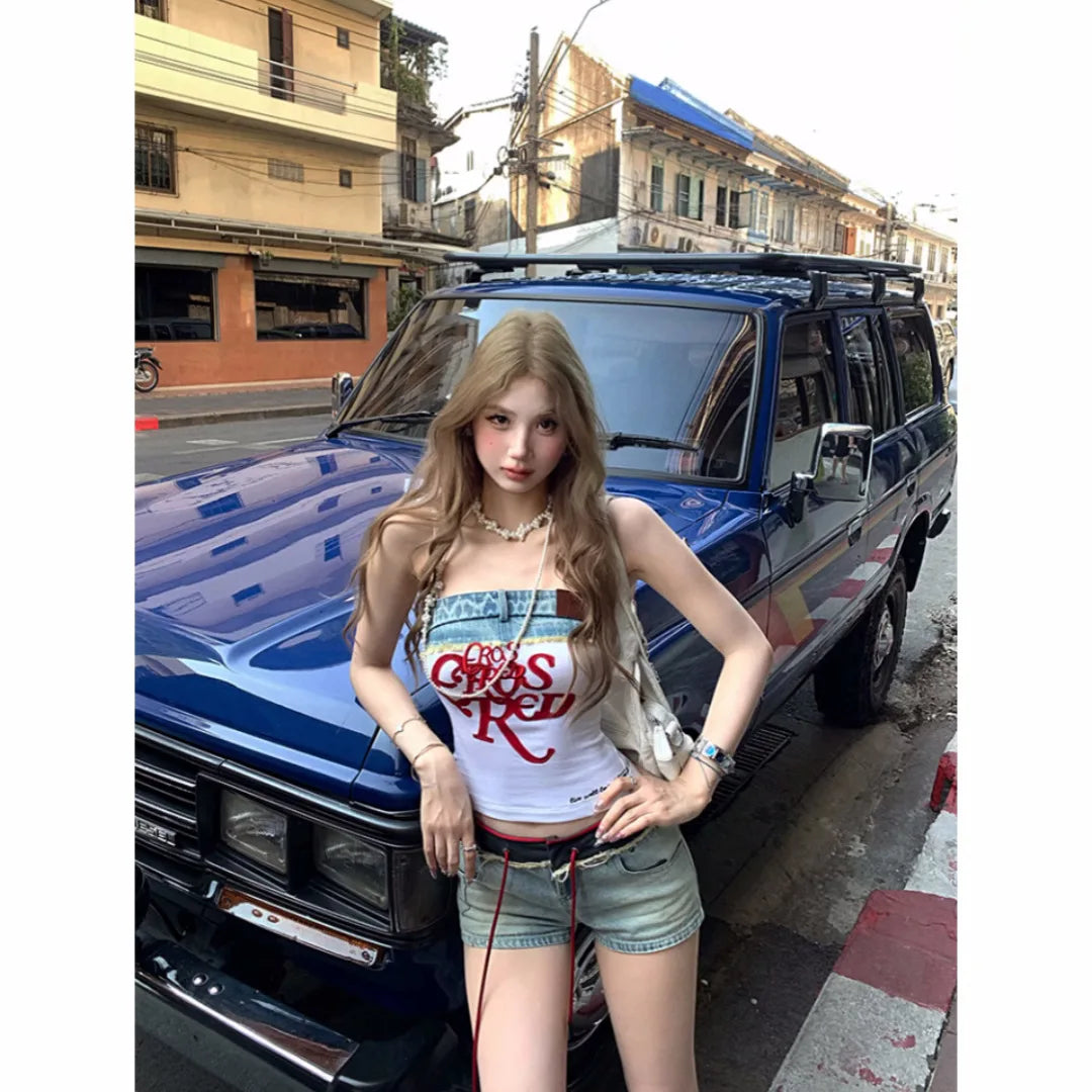 Aiertu  -  American retro splicing contrasting color red suspender vest women's summer babes hot pants shorts set Aiertu