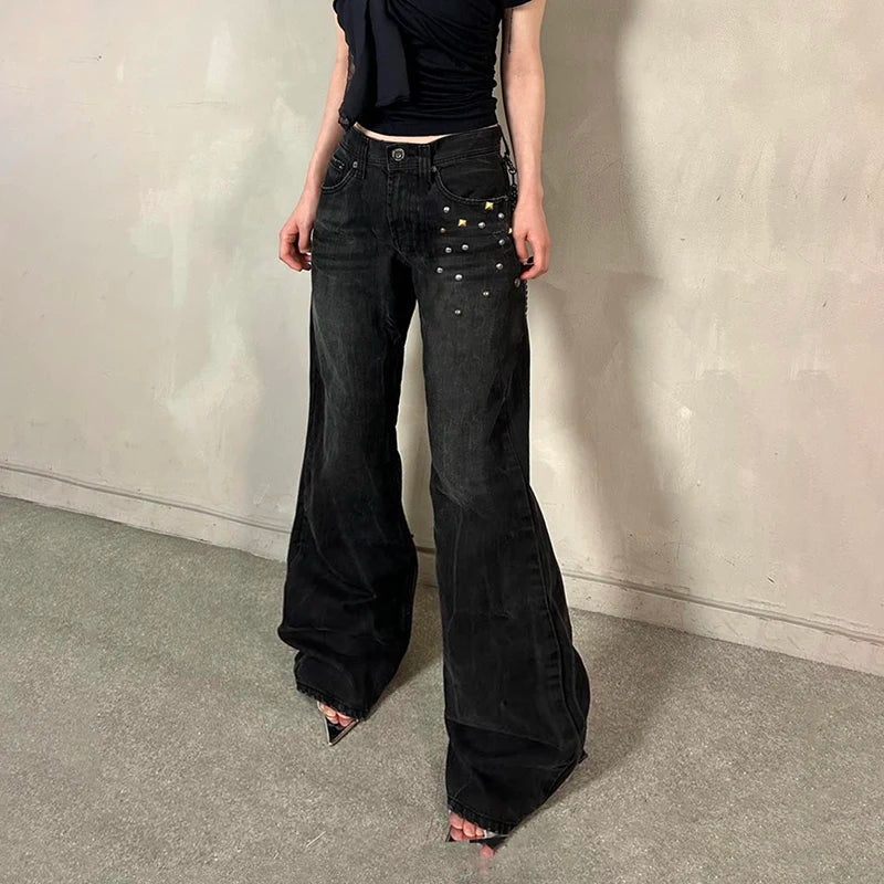 Aiertu  -  Grunge Aesthetic Flare Jeans Rivet Detail Y2K Fashion Retro Loose Fit Denim Pants High Street Punk Trousers Spring Aiertu