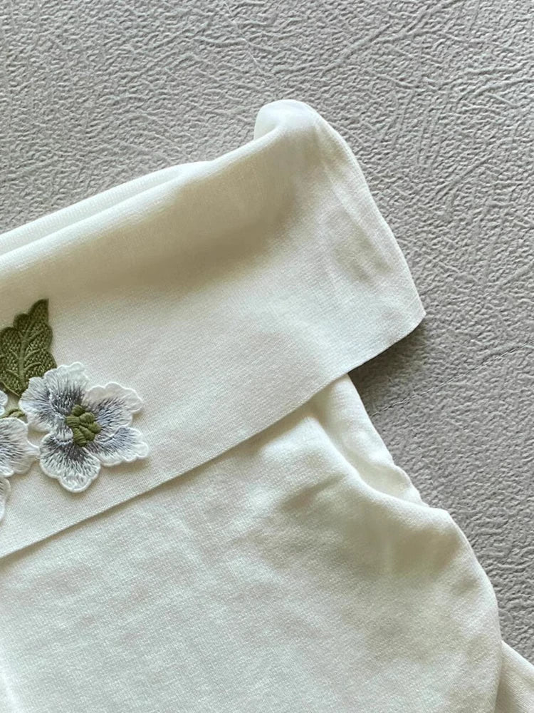 Aiertu  -  Y2k Aesthetic Women Flower Embroidery T-shirt Vintage Sexy Slash Neck Slim Grunge Tshirts Harajuku Cropped Pleated Tees Femme Aiertu
