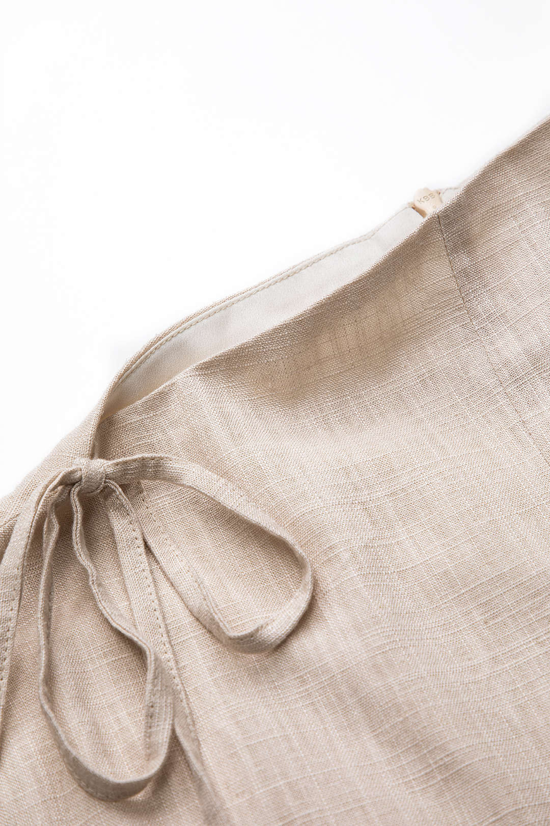 Aiertu  Linen Ruched Tie-Up Sleeveless Mini Dress Aiertu