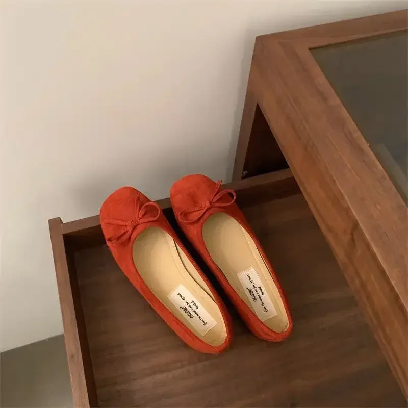 Aiertu  -    Fashion Elegant Velvet Ballerina Shoes Woman Design Shoes Velour Ballet Flats Ladies Retro Round Toe Bowknot Shallow Loafers Aiertu
