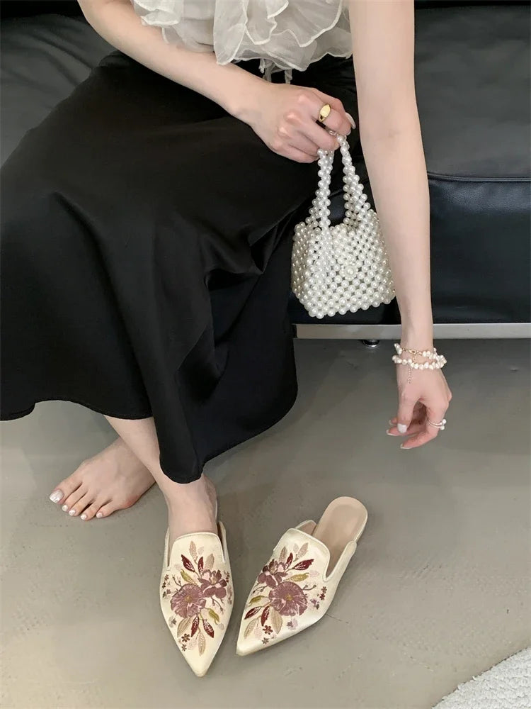 Aiertu  -   Summer Pointed Toe Women Slippers Fashion Vintage Embroidery Square Low Heels Party Dress Mules Shoes Aiertu