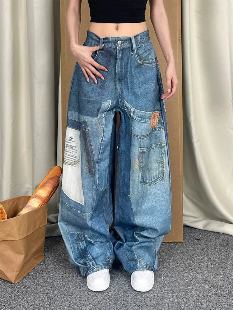 Aiertu  -  American Patchwork Design Patch Print Baggy Jeans Y2K Retro Blue Wash Loose Hot Girl Street Casual High Waist Wide Leg Jeans Aiertu