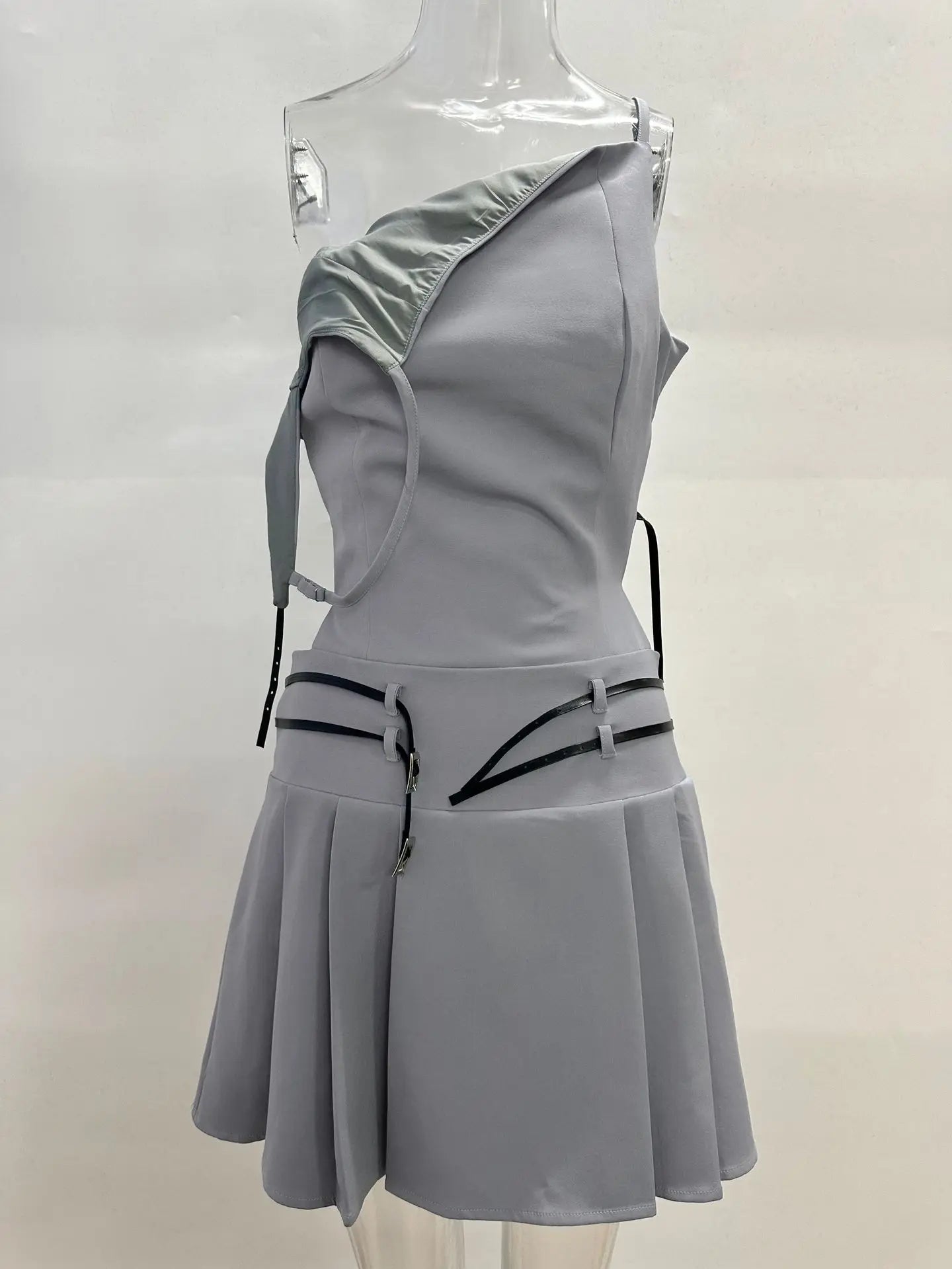 Aiertu  -  High Street Backless Bandage Pleated Dress Women Sexy Slit Sleeveless Bodycon Mini Dress 2025 New Summer Party Dress Streetwear Aiertu