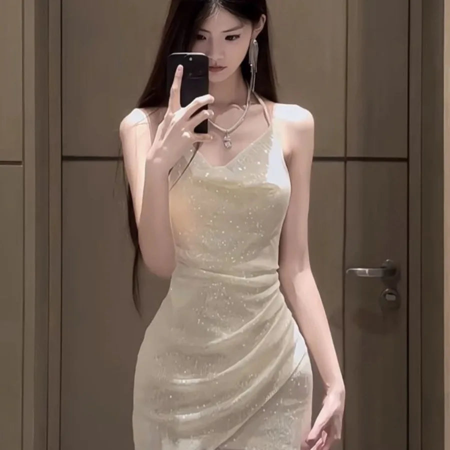 Aiertu  -  Fashion Luxury Shinny Sequin Halter Pleated Dresses High Street Harajuku Solid Sexy Elegant Women Clothing Y2k Aesthetic Dresses Aiertu