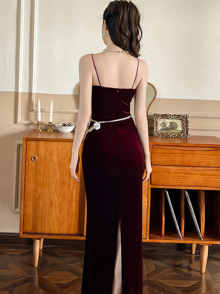 Aiertu prom dresses 2025 Elegant Annual Meeting Long Dress Women French Wine Red Black Velvet Strap Backless Slit Maxi Robe Femme Bottom Party Vestidos Aiertu