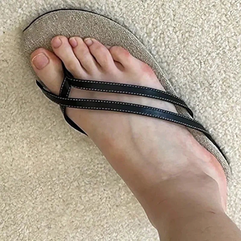 Aiertu  -  Weave Flip Flops Women Slippers Summer Beach Casual Flats Sandals Female Elegant Soft Comfortable Slides Ladies Shoes New Aiertu