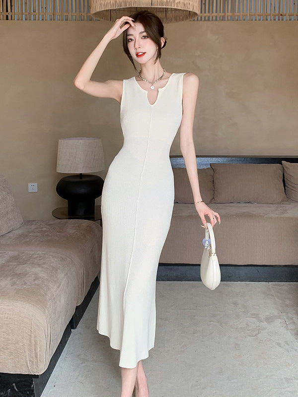 Aiertu Style Lazy Wind Design V-Collar Vest Knitted Dress Women's Summer Temperament Slim And Slim Dress Aiertu